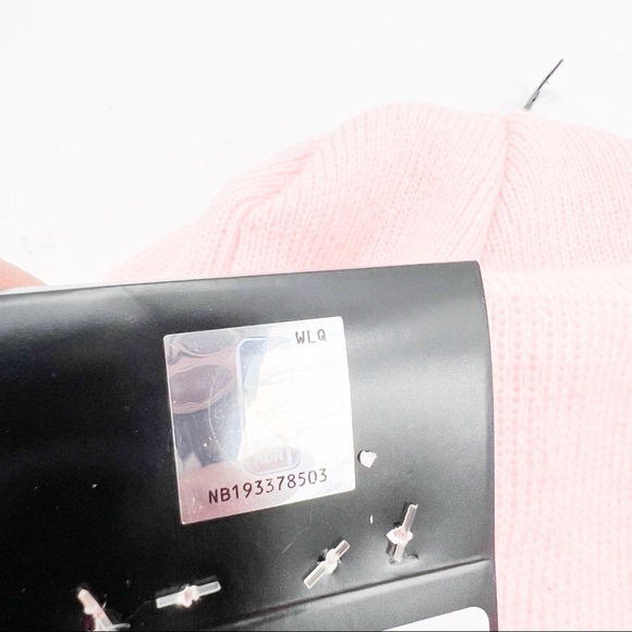 New Era Chicago Bulls 6x Champions NBA Finals Cuffed Beanie Hat - Picture 10 of 10